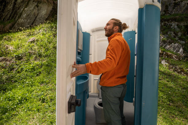 Best Portable toilet rental cost  in Racend, LA